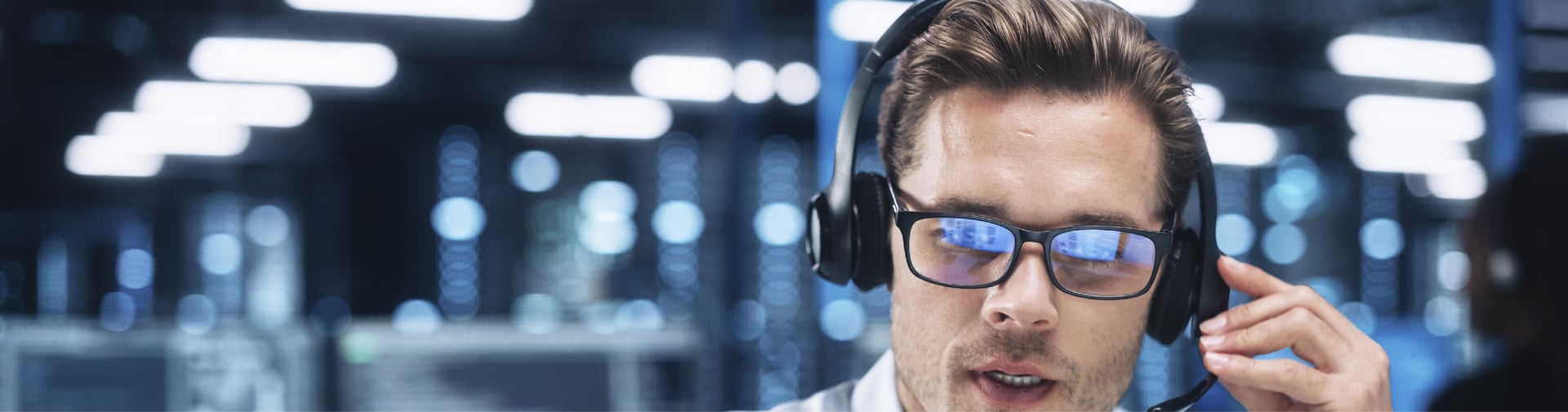 23infosystem.ch_Webheader_1900x500px_Service_Support-min